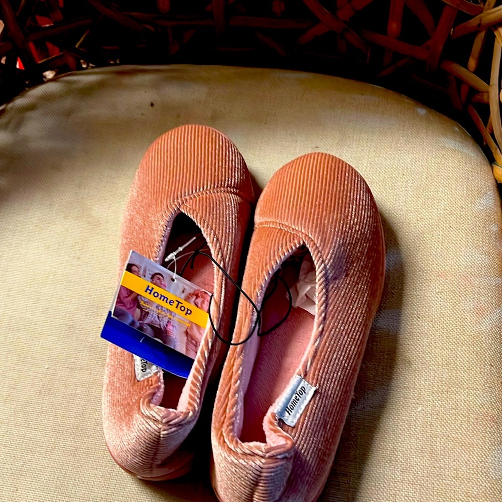 New Home Top Womens Corduroy Slippers 6 NWT